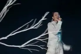 王菲翻唱邓丽君经典《你在我心中》创新改编真心好听，不愧是天后视频封面