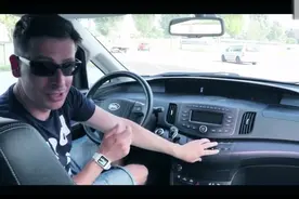 德国人试驾评中国电动汽车比亚迪E6，比亚迪厉不厉害？视频封面