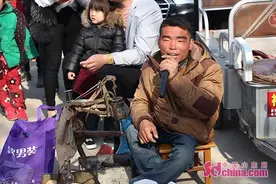 身残志坚修鞋匠 济宁嘉祥“情歌王子”圆梦央视图片