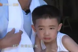 未播：Jasper痛哭想妈咪，陈小春细心开导：爸爸在这没人敢欺负你视频封面