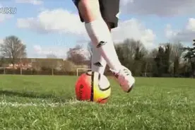 足球教学030，足球神龙摆尾牛尾巴教学，简单易懂，看完就会喔！