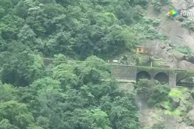 火车过桥，速度突然慢了很多，到底是为什么呢？视频封面