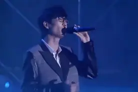 许嵩献唱《断桥残雪》，首次讲述创作该曲背后的浪漫故事视频封面