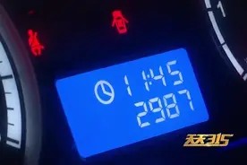 刚提的新车，里程数达2980公里？4S店：工作人员从山东开过来的视频封面