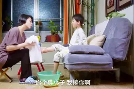 夫妻俩分居儿子问妈妈为什么不让爸爸回家，妈妈这样回答儿子真绝