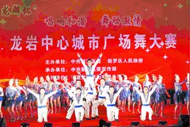 听一听广场舞版的《baby》歌曲不要太魔性，跟着节奏动起来！视频封面
