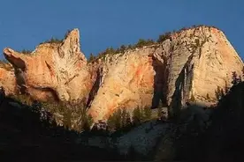 这些自然景观处处有亮点，第九张更是恐怖吓人