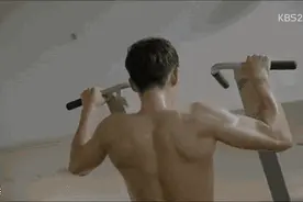 青春修炼手册[西电版]——魔鬼身材养成记图片