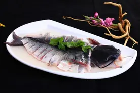 冷锅升级版 江团敞开吃图片