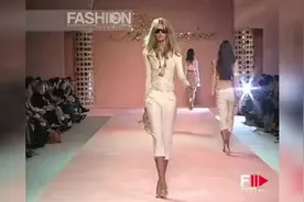 顶级名模2005米兰时装大秀视频封面