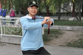二十四式简化太极拳是什么 当心其练习要点图片