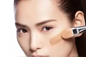 彩妆| 给你种草新型上妆工具 底妆效果大不同哦！图片