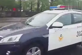 实拍：台湾警察局全部用本土品牌纳智捷U6作为警车！视频封面