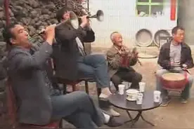 农村结婚演奏喜庆唢呐，家乡的唢呐就是好听！视频封面