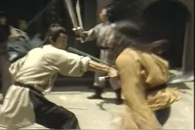 丐帮净衣派与污衣派弟子发生火拼，洪七公不在长老不和视频封面
