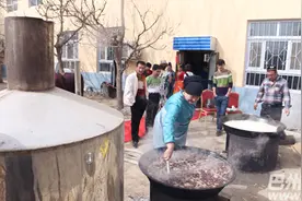 同吃“诺鲁孜”饭 共庆“诺鲁孜节”图片