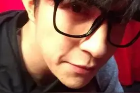 选秀出道不温不火隐婚 薛之谦靠段子走红的歌手！图片