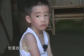 陈小春教育小小春的方式好特别，应采儿不会担心了！视频封面