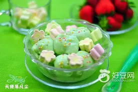 牛奶棉花糖冰激凌图片
