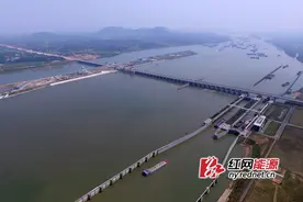 中国水电八局承建的湘江长沙综合枢纽工程即将全面竣工图片