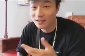 帝师 在新加坡千万不要吃口香糖，口香糖是新加坡的违禁品视频封面