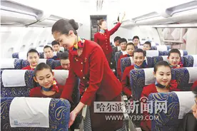 准空姐培训用上“真机舱”图片