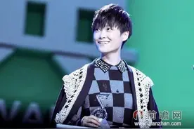 QQ音乐巅峰盛典2016完整版 李宇春变男歌手鹿晗bigbang被坑惨图片