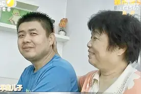 最美母子情 39岁儿子照顾65岁瘫痪母亲视频封面