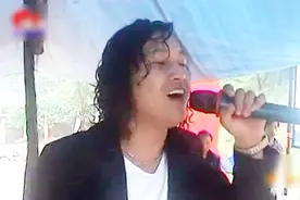 农村办丧事请兄弟唱一首《一路走好》，全部人都听哭了！