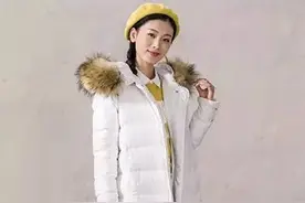 露脚裸装美丽动人 身体确定hold住吗？图片