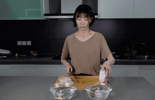 试了那么多网传方法，还是选择流着泪切洋葱吧