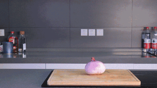 试了那么多网传方法，还是选择流着泪切洋葱吧