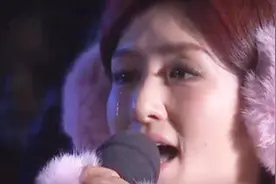 张杰官宣谢娜怀孕，两人曾合唱《何必要在一起》唱哭谢娜