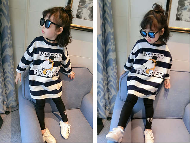 秋凉啦！看看时髦宝妈怎么样塑像2017萌娃秋装~