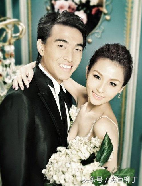 王大雷老婆个人简历,又一中国国脚领证结婚感情美满,国足太太团再添一