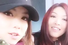 邓紫棋88层高楼直播暴露身高，突遇耶稣光，你见过吗？