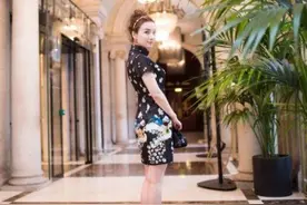 吴昕旗袍亮相时装周 吴昕李易峰什么关系图片