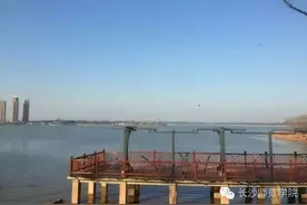 周末去哪儿飞图片