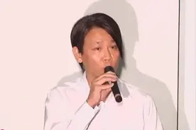 杨子晴转护陶喆：我也有错 我配不上他！