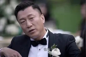 在婚礼现场，徐丽找孙红雷谈爱情，孙红雷全身而退！视频封面