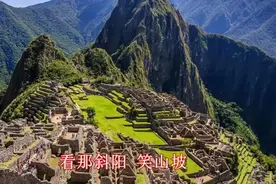 小女孩的一双小脚，没有穿袜子视频封面