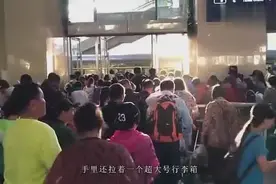 会自己跑的行李箱，你走哪它跟哪，还能帮你撩妹