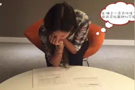 外国名校top10学霸挑战中国高考数学题，只能用微笑来掩盖尴尬