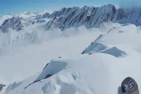 雪山顶第一视角往下跳什么样