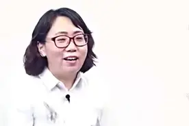 育儿：如何宝宝应该先坐还是先爬？视频封面