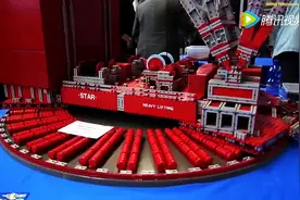 世界上最大的起重机模型现身！图片