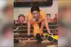 衣裤爆裂等当众出糗的十大女星！图片