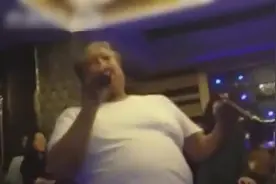 洪金宝KTV狂飙《大哥》真是不减当年啊