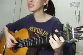 小清新妹子实力翻唱阿杜《他一定很爱你》，声音美翻了...图片