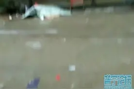 普宁流沙芳草园某居民楼下惊现一副尸体，死因尚未明确图片
